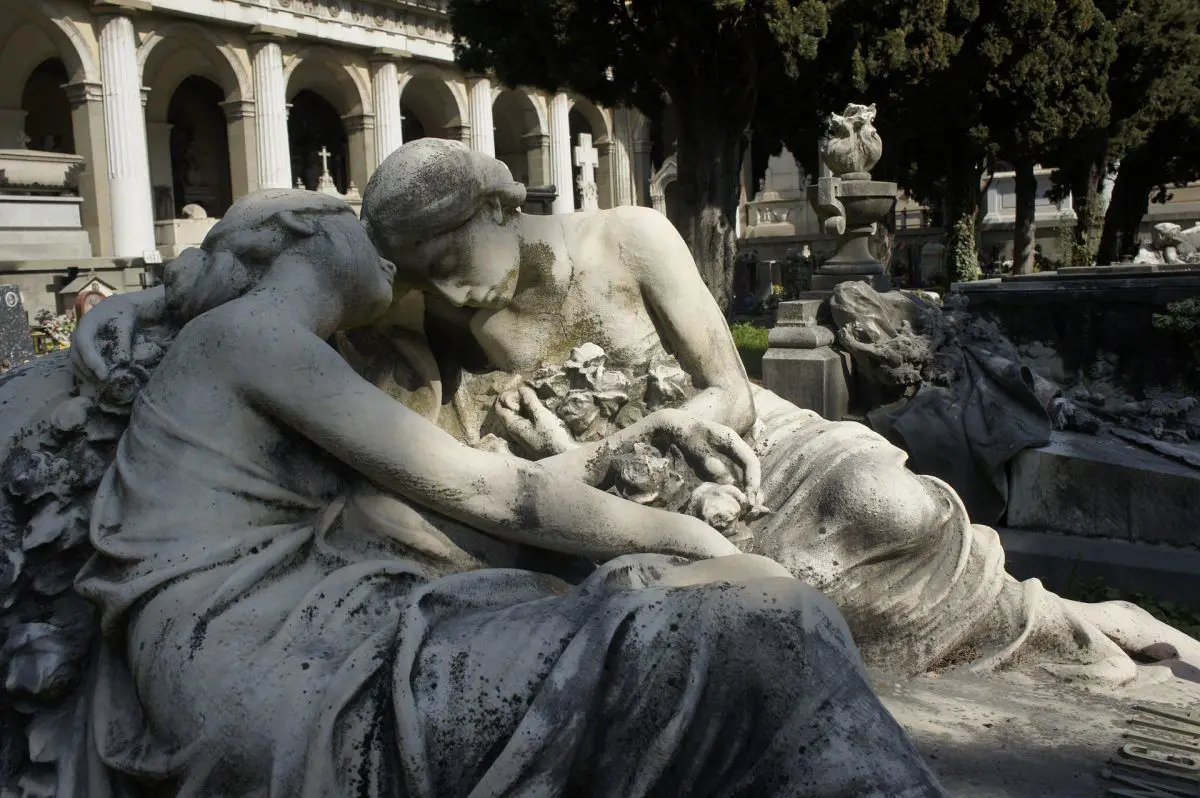 statues in cemetery in genoa italy