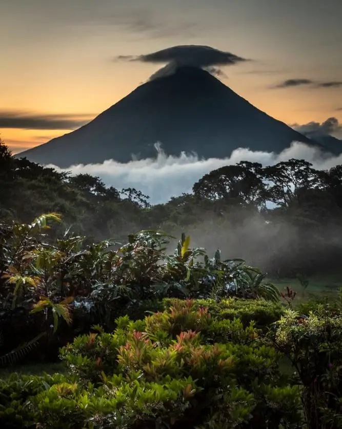 arenal volcano backpacking costa rica