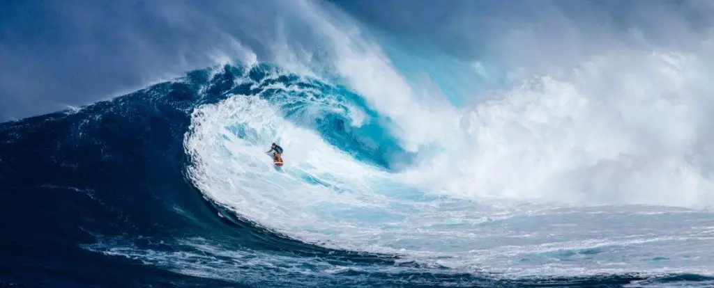 surfing in oceania